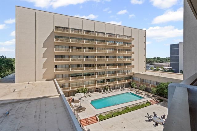 6211 W Northwest Highway 500, Dallas, TX 75225