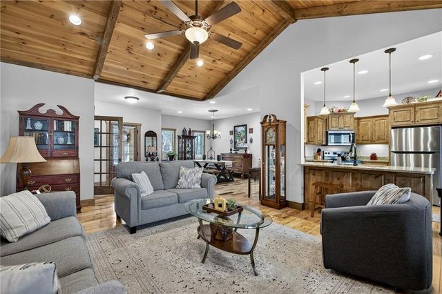 440 Appaloosa Drive, Ellijay, GA 30536