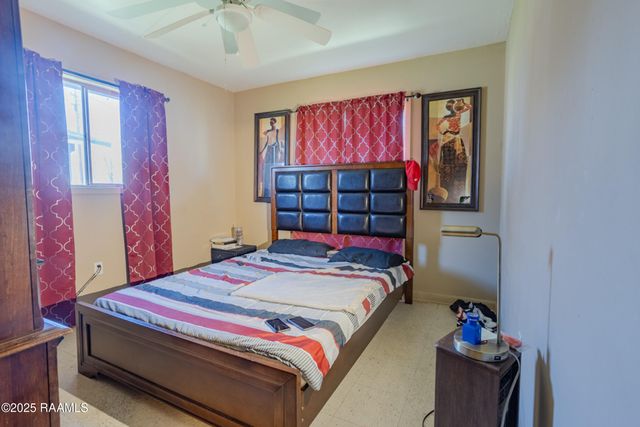 121 Bradford Drive, Carencro, LA 70520