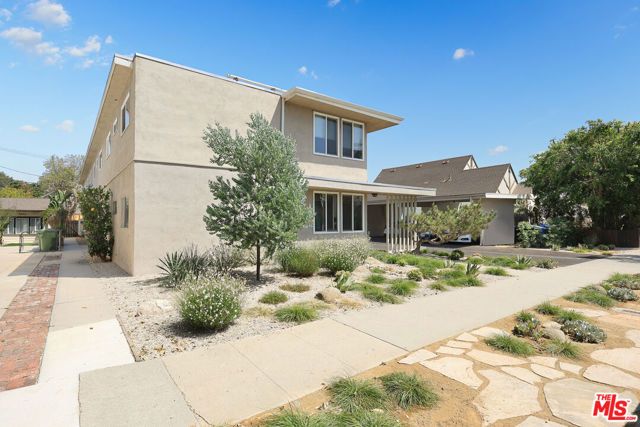 3025 Glenhurst Avenue, Los Angeles, CA 90039