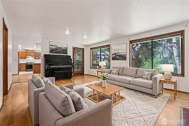 4632 SW 74th St, Mukilteo, WA 98275