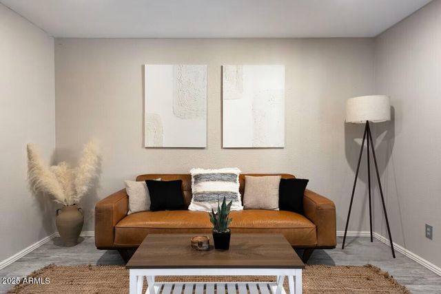 922 W Monte Avenue, Mesa, AZ 85210