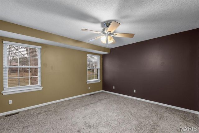 922 Ampere Place, Lake St Louis, MO 63367