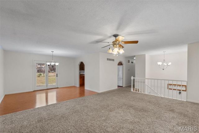 922 Ampere Place, Lake St Louis, MO 63367