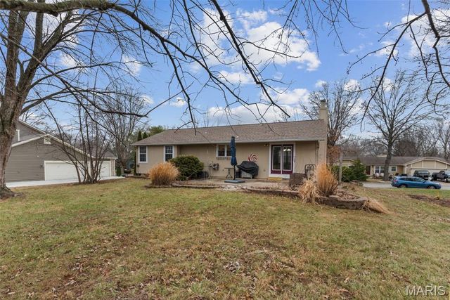 922 Ampere Place, Lake St Louis, MO 63367