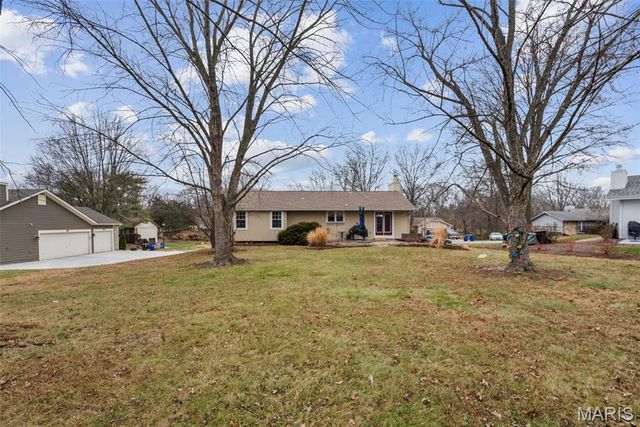 922 Ampere Place, Lake St Louis, MO 63367