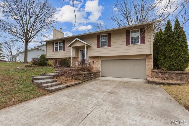 922 Ampere Place, Lake St Louis, MO 63367