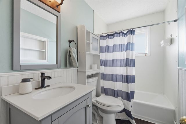 2475 26th Avenue, Marion, IA 52302