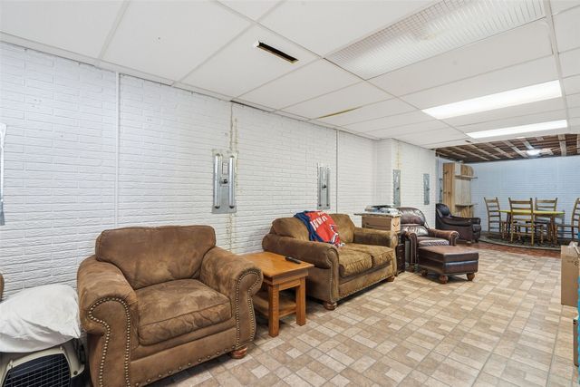 2475 26th Avenue, Marion, IA 52302