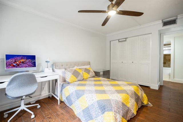 7100 Nova Dr 203A, Davie, FL 33317