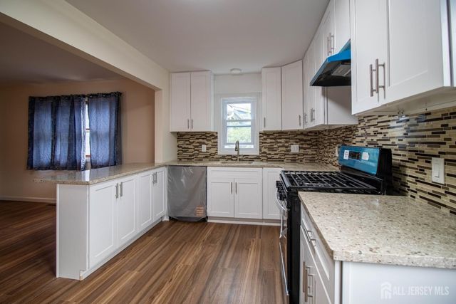 10 Lincoln Street, South River, NJ 08882