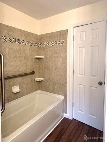 10 Lincoln Street, South River, NJ 08882