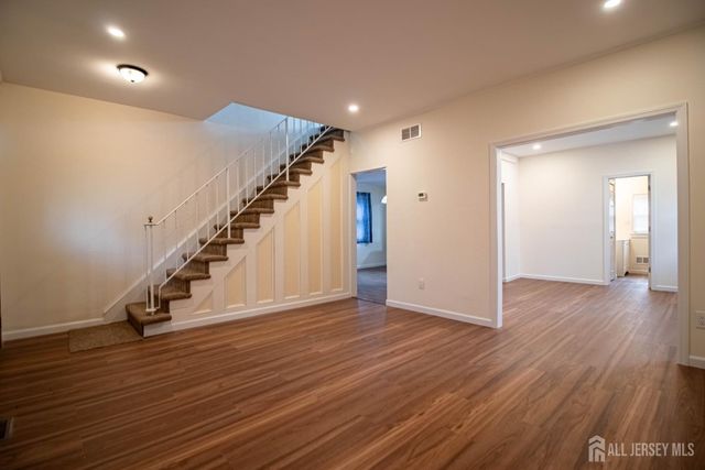 10 Lincoln Street, South River, NJ 08882