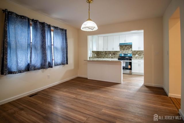 10 Lincoln Street, South River, NJ 08882