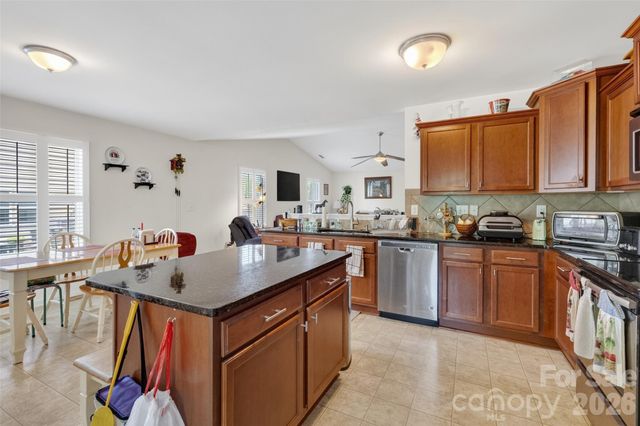 627 Smokehouse Lane, Albemarle, NC 28001