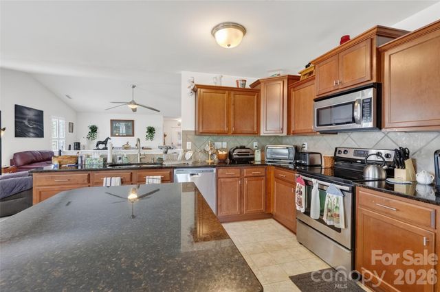 627 Smokehouse Lane, Albemarle, NC 28001