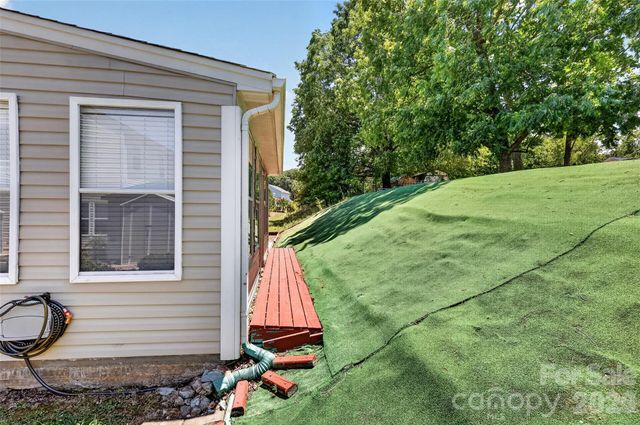 627 Smokehouse Lane, Albemarle, NC 28001