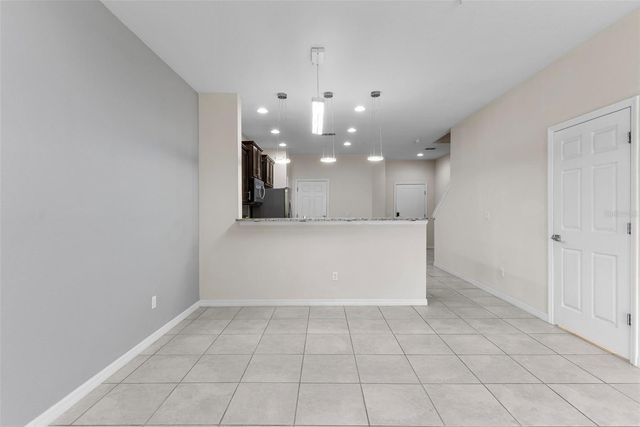 1121 PAVIA DRIVE, Apopka, FL 32703