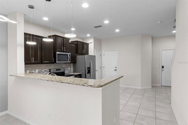 1121 PAVIA DRIVE, Apopka, FL 32703