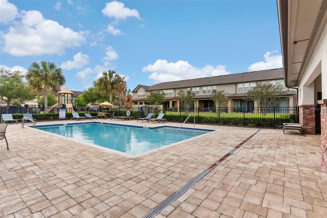 1121 PAVIA DRIVE, Apopka, FL 32703