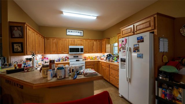 191 Clydesdale DR, Dale, TX 78616