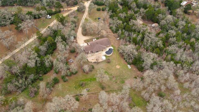 191 Clydesdale DR, Dale, TX 78616