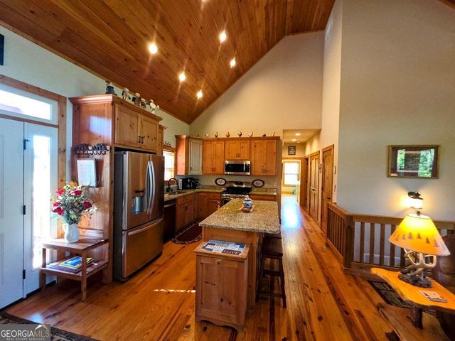 182 Loop Lane, Blairsville, GA 30512