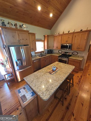 182 Loop Lane, Blairsville, GA 30512