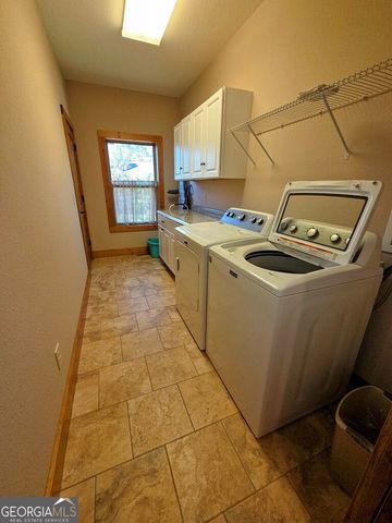 182 Loop Lane, Blairsville, GA 30512