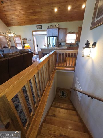 182 Loop Lane, Blairsville, GA 30512