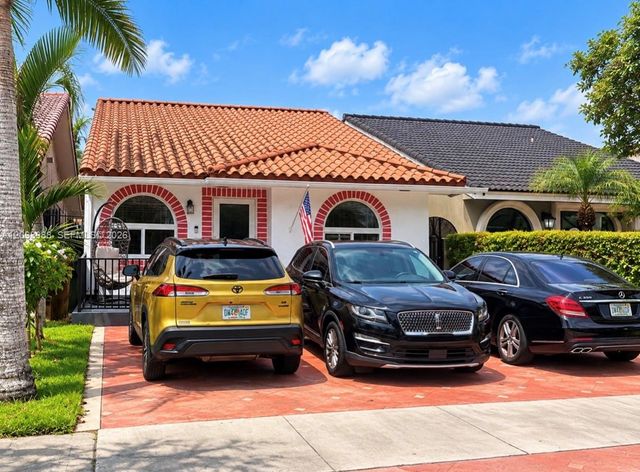 5920 W 20th Lane, Hialeah, FL 33016