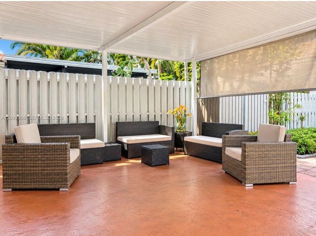 5920 W 20th Lane, Hialeah, FL 33016