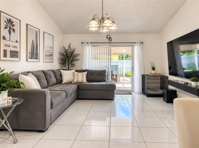 5920 W 20th Lane, Hialeah, FL 33016