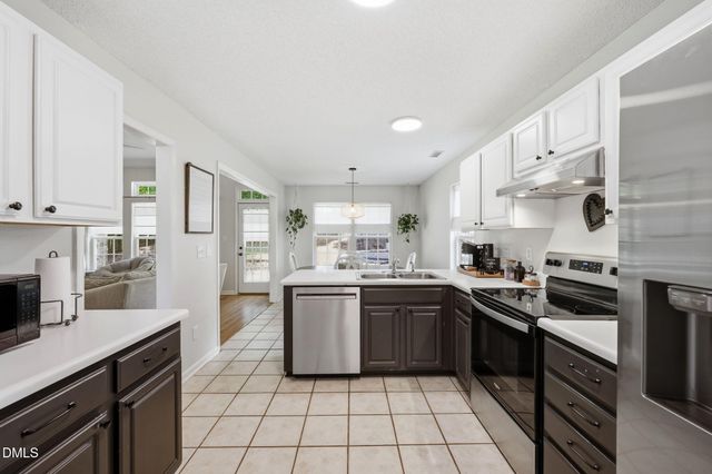 304 Stone Hedge Court, Holly Springs, NC 27540