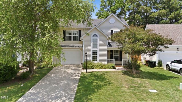 304 Stone Hedge Court, Holly Springs, NC 27540