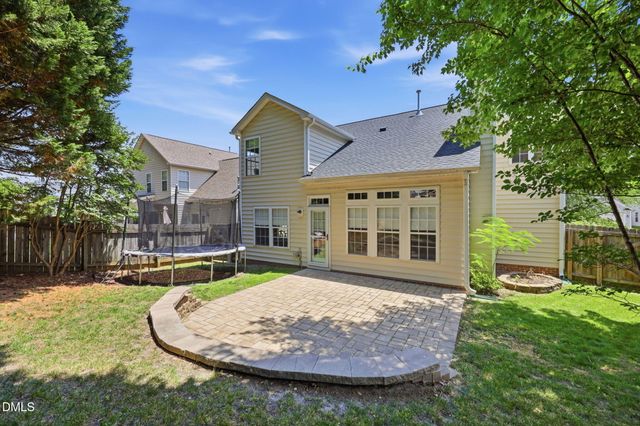 304 Stone Hedge Court, Holly Springs, NC 27540
