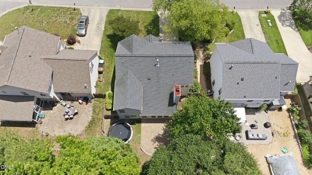 304 Stone Hedge Court, Holly Springs, NC 27540