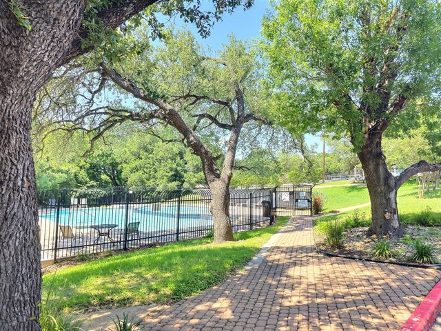1015 E Yager LN 172, Austin, TX 78753