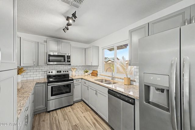 123 N 132ND Place, Chandler, AZ 85225