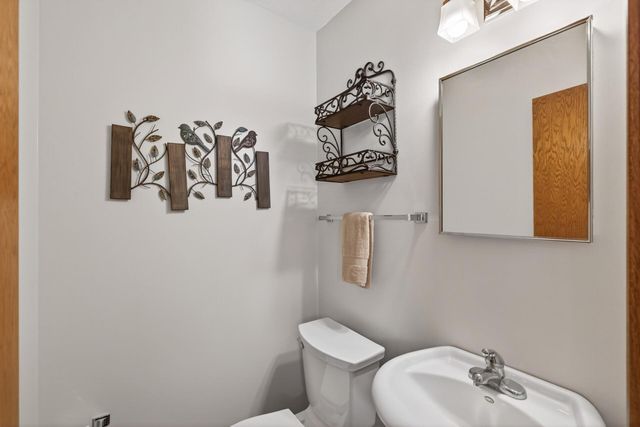 3629 Pilgrim Lane N, Plymouth, MN 55441