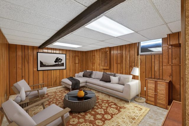 3629 Pilgrim Lane N, Plymouth, MN 55441