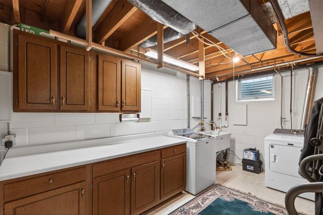 3629 Pilgrim Lane N, Plymouth, MN 55441