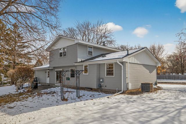 3629 Pilgrim Lane N, Plymouth, MN 55441