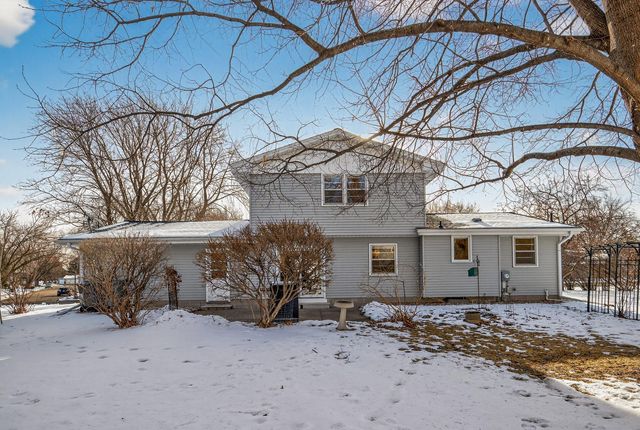 3629 Pilgrim Lane N, Plymouth, MN 55441