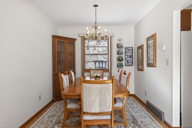 3629 Pilgrim Lane N, Plymouth, MN 55441