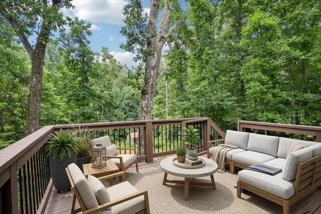 2320 Bearden Rd, Clarksville, TN 37043