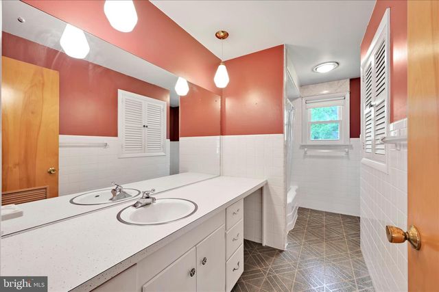 109 SPRUCE ST, Lebanon, PA 17042