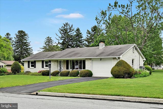 109 SPRUCE ST, Lebanon, PA 17042