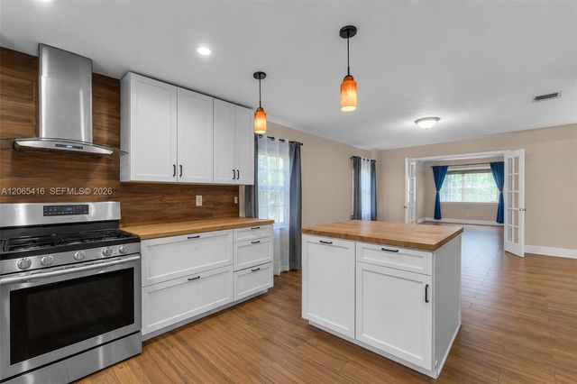 20301 SW 105th Avenue, Cutler Bay, FL 33189