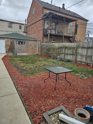 3436 S Western Avenue 1R, Chicago, IL 60608